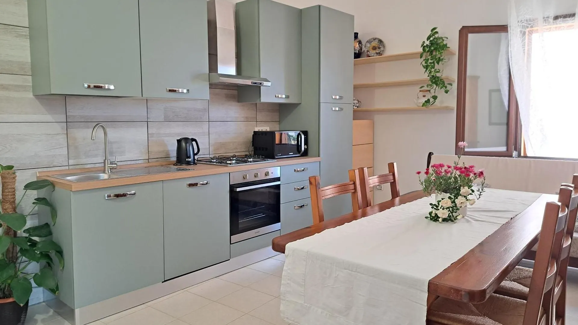 I Girasoli Apartment - South Sardinia - 卡波特拉